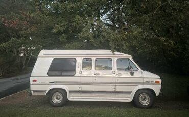 Chevrolet-G20-van-1994-white-64374