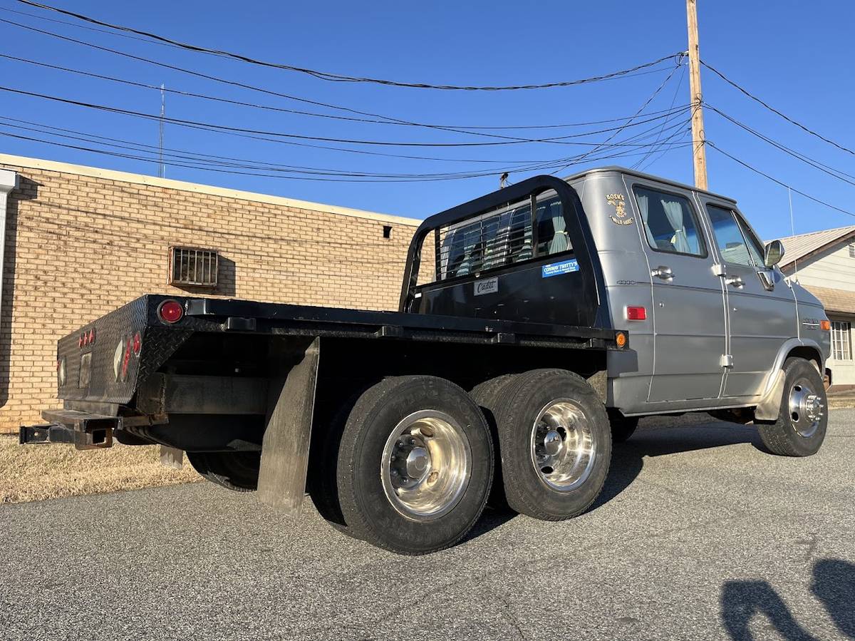 Chevrolet-G30-1987-17881-3