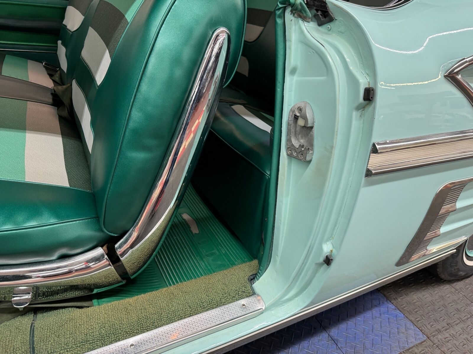 Chevrolet-Impala-1958-Green-Other-Color-53124-38