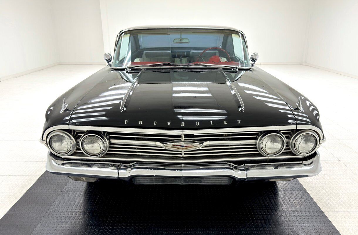 Chevrolet-Impala-1960-Black-Black-225260-7