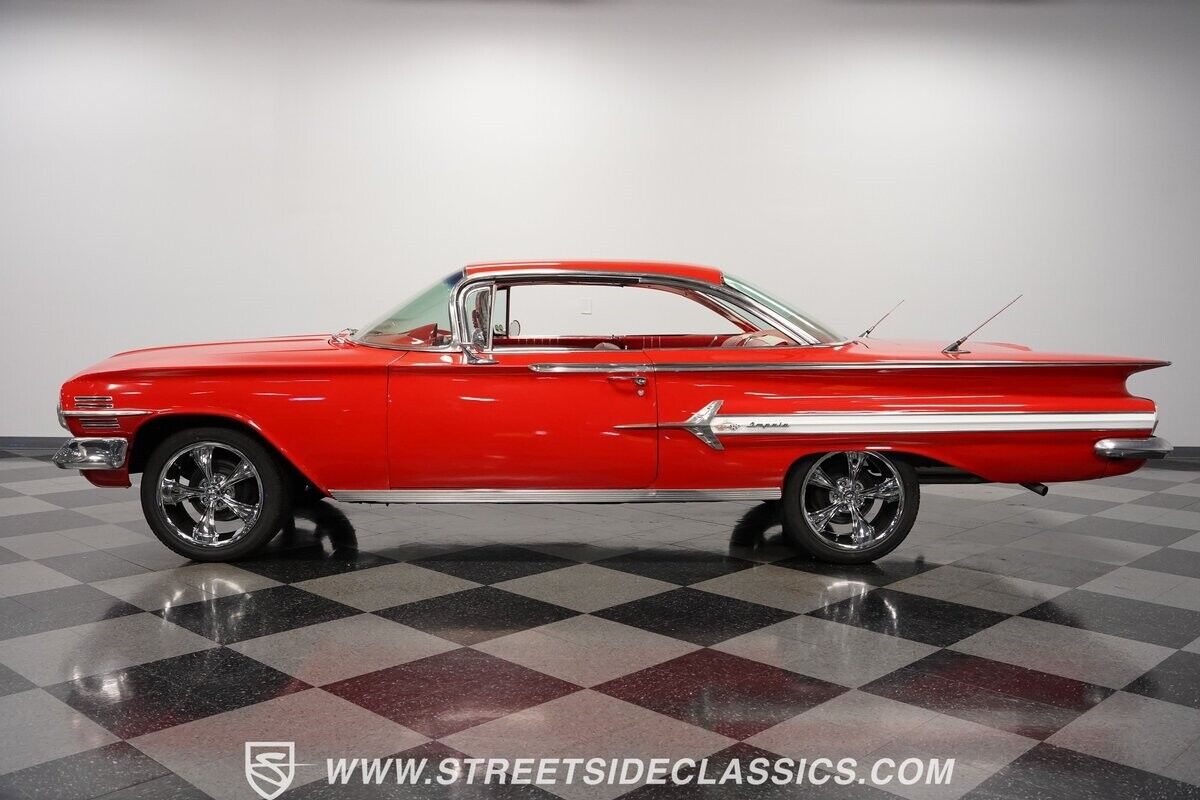 Chevrolet-Impala-1960-Red-Red-156692-2