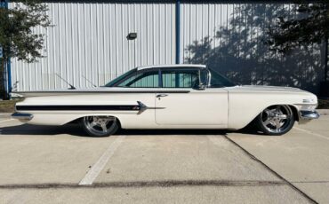 Chevrolet-Impala-1960-White-Black-1609-1