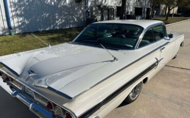 Chevrolet-Impala-1960-White-Black-1609-6