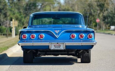 Chevrolet-Impala-1961-Blue-Black-99626-4