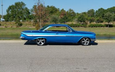 Chevrolet-Impala-1961-Blue-Black-99626-6