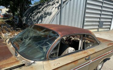 Chevrolet-Impala-1961-Gold-Tan-0-7