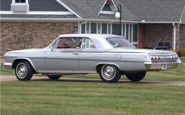 Chevrolet-Impala-1962-Silver-Red-65256-19