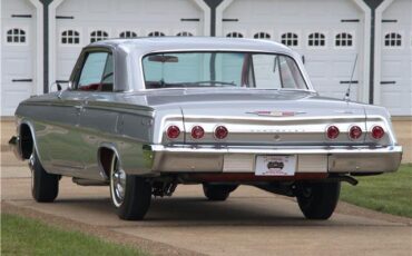 Chevrolet-Impala-1962-Silver-Red-65256-35