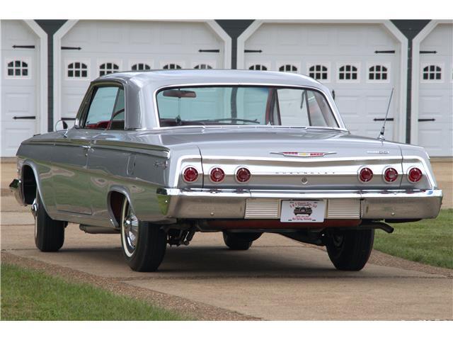 Chevrolet-Impala-1962-Silver-Red-65256-35