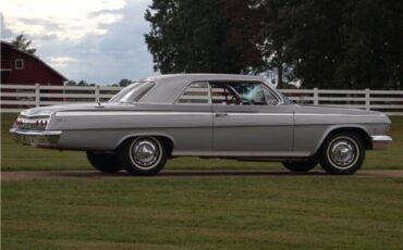 Chevrolet-Impala-1962-Silver-Red-65256-36