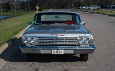 Chevrolet-Impala-1962-Silver-Red-73478-9