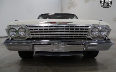 Chevrolet-Impala-1962-White-Red-9514-2