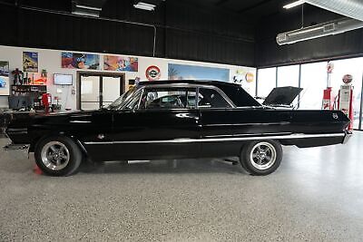 Chevrolet-Impala-1963-Black-Black-133576-1