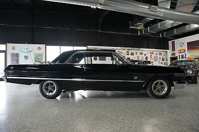 Chevrolet-Impala-1963-Black-Black-133576-4