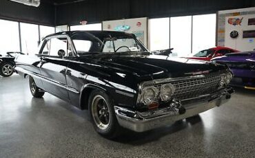 Chevrolet-Impala-1963-Black-Black-133576-5