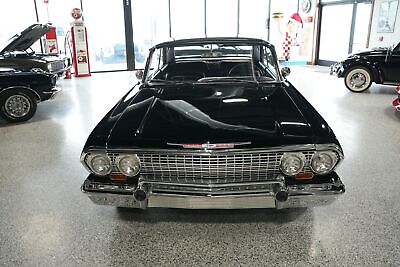 Chevrolet-Impala-1963-Black-Black-133576-6