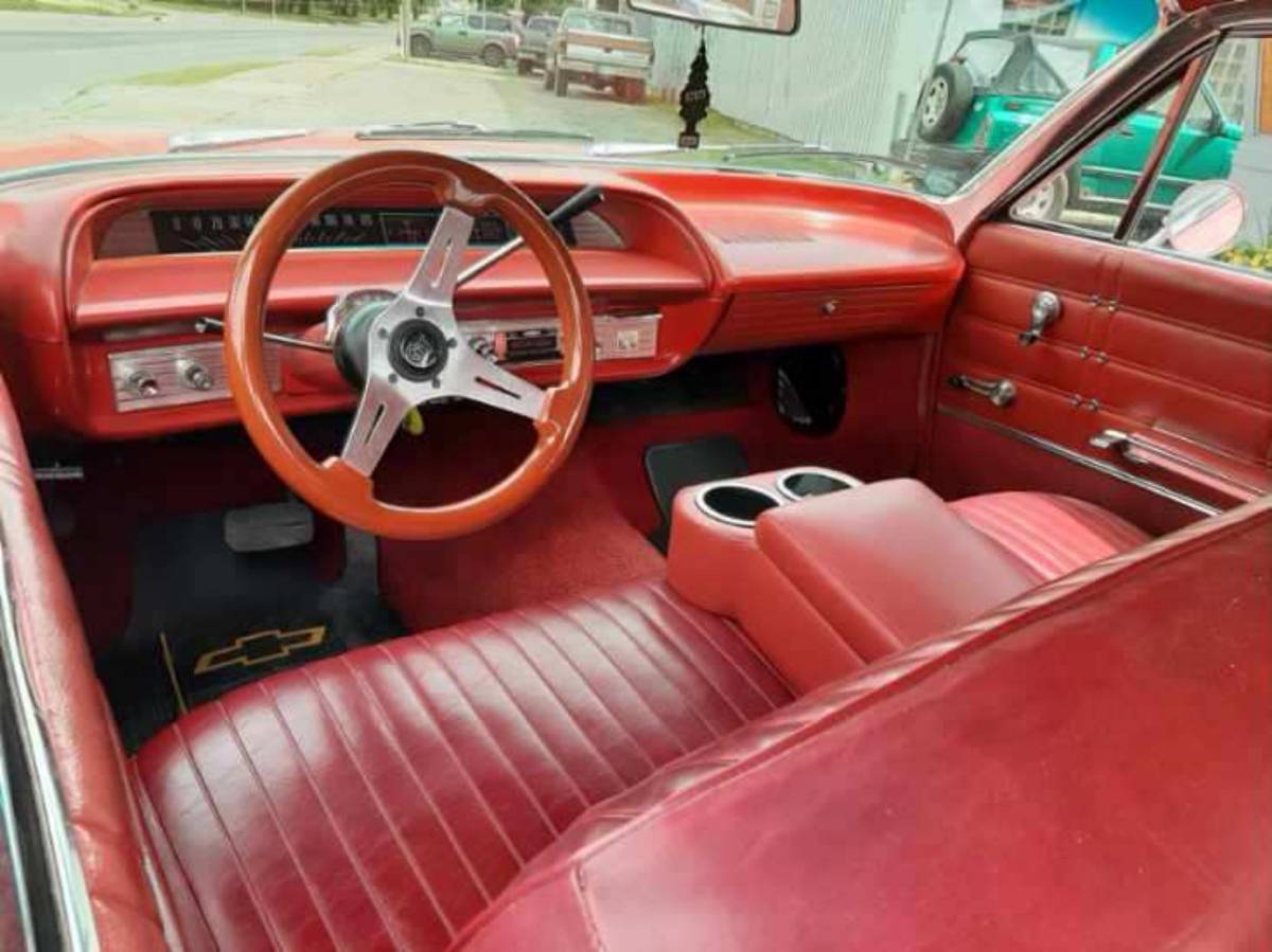 Chevrolet-Impala-1963-red-72420-5