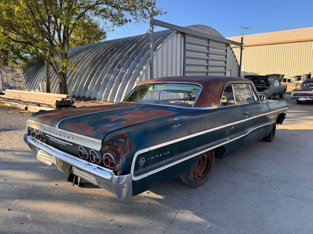 Chevrolet-Impala-1964-Turquoise-Turquoise-99999-2