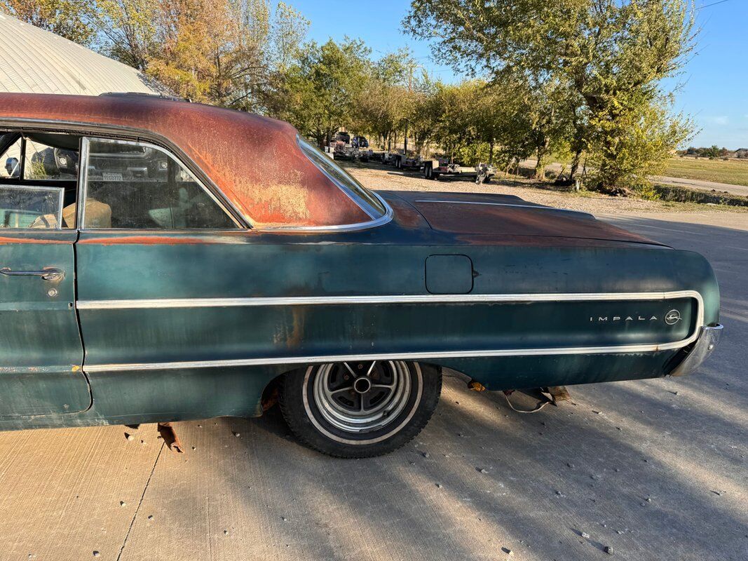 Chevrolet-Impala-1964-Turquoise-Turquoise-99999-31