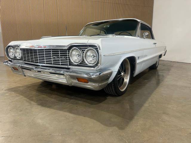 Chevrolet-Impala-1964-white-784-1