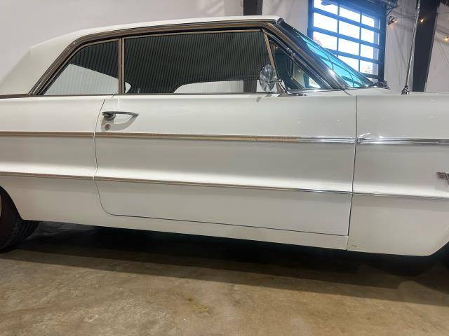 Chevrolet-Impala-1964-white-784-13