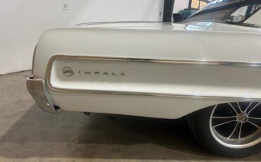 Chevrolet-Impala-1964-white-784-14