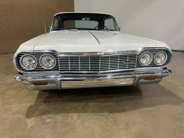 Chevrolet-Impala-1964-white-784-5