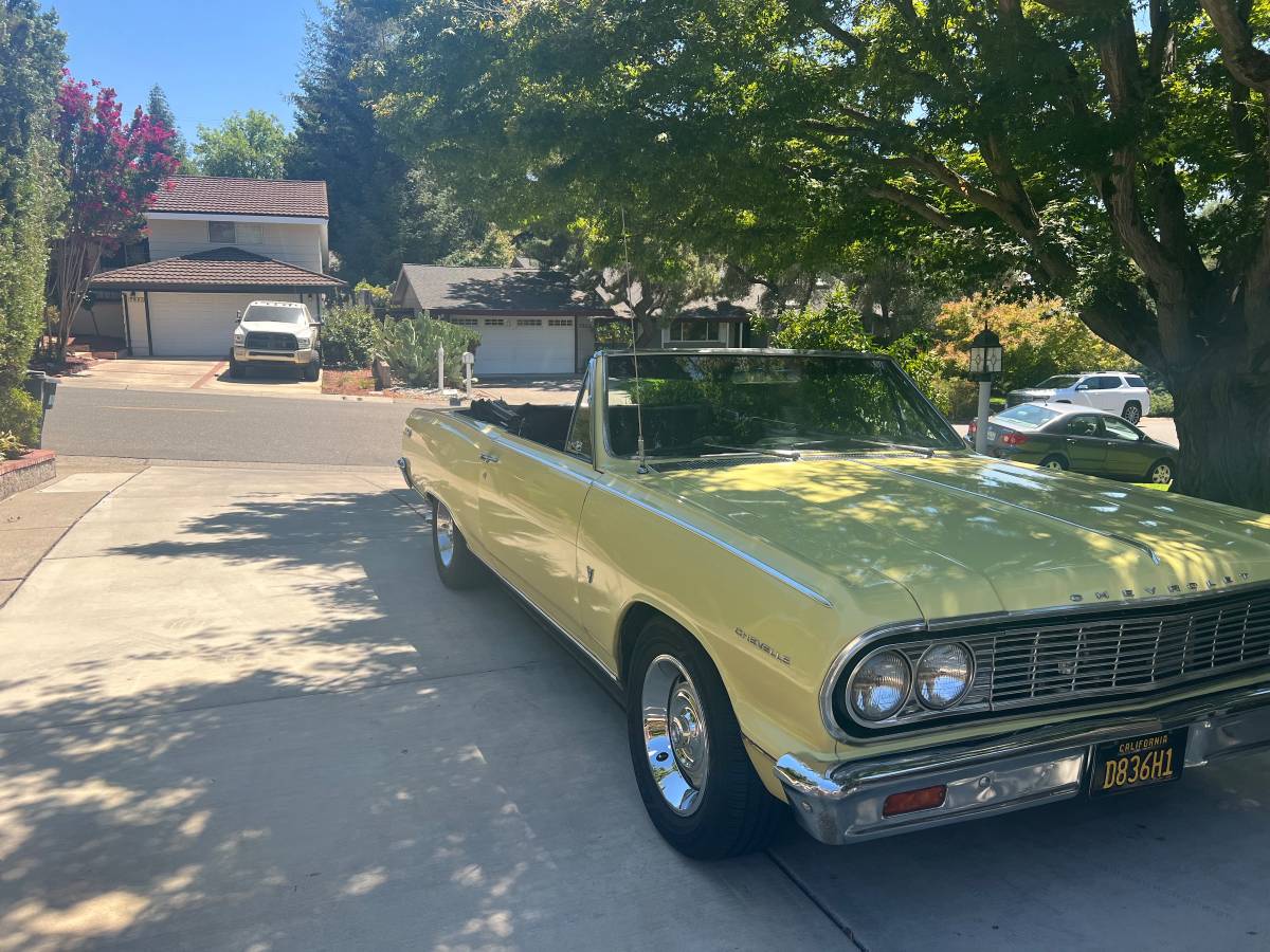 Chevrolet-Impala-1964-yellow-32187-5