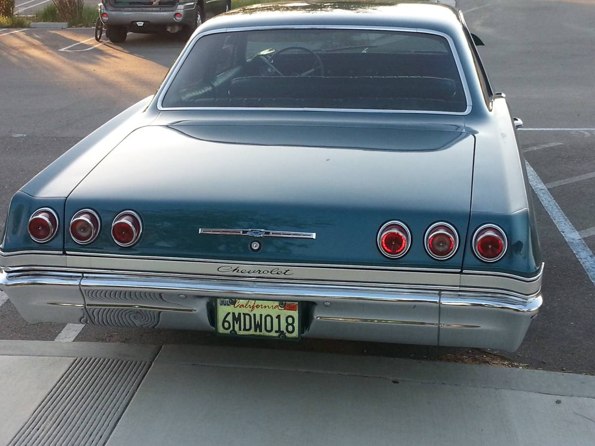 Chevrolet-Impala-1965-green-149669-8