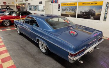 Chevrolet-Impala-1966-Blue-Blue-143719-2