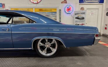 Chevrolet-Impala-1966-Blue-Blue-143719-20