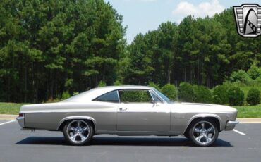 Chevrolet-Impala-1966-Gray-White-143504-8