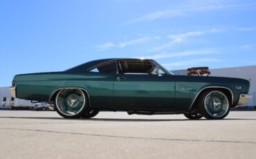 Chevrolet-Impala-1966-Green-Black-132694-8