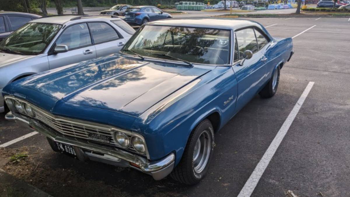 Chevrolet-Impala-1966-blue-120701-4