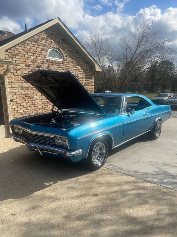 Chevrolet-Impala-1966-blue-281635-2