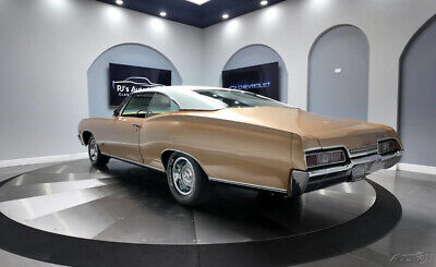 Chevrolet-Impala-1967-Gold-Tan-132190-3