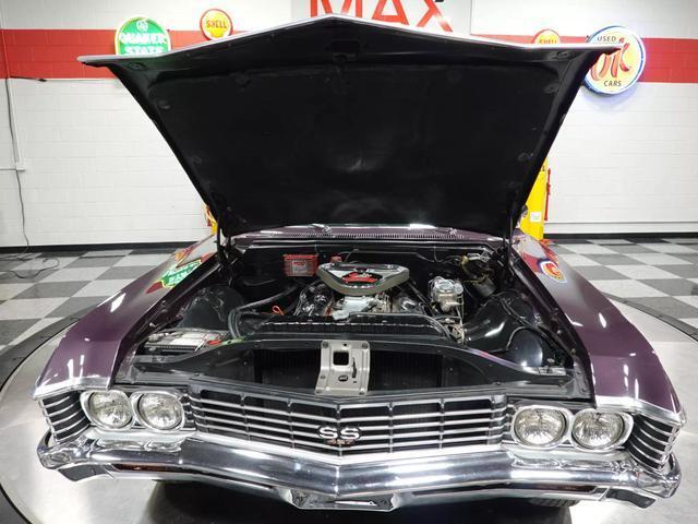 Chevrolet-Impala-1967-Royal-Plum-Black-98-5