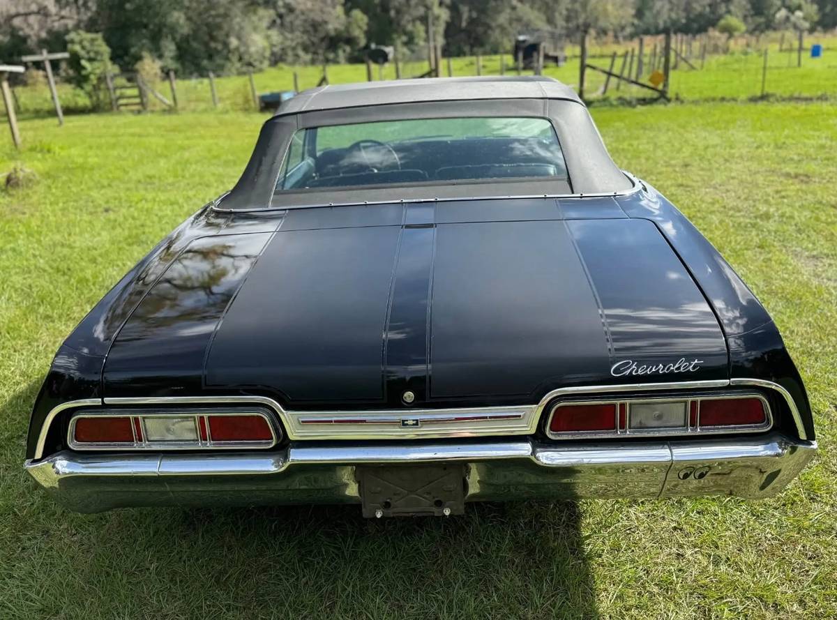 Chevrolet-Impala-1967-black-97127-4