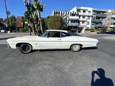 Chevrolet-Impala-1968-Yellow-125529-2