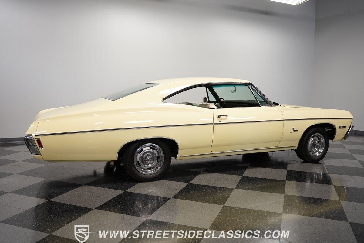 Chevrolet-Impala-1968-Yellow-Parchment-136279-14