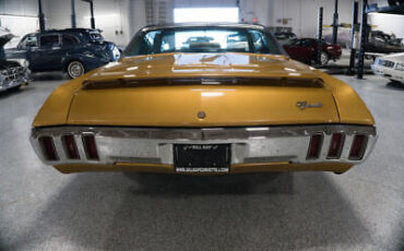 Chevrolet-Impala-1970-Gold-Gold-67375-4