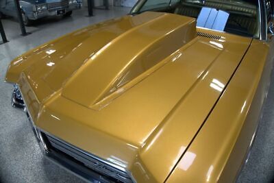 Chevrolet-Impala-1970-Gold-Gold-67375-9