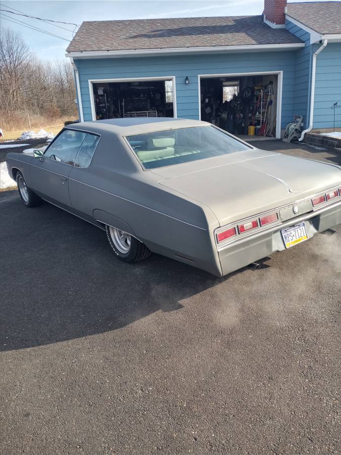 Chevrolet-Impala-1974-grey-74673-3