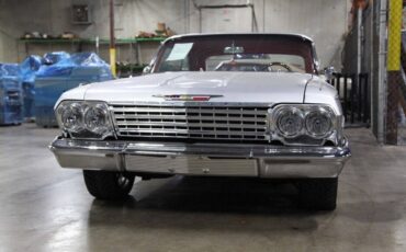 Chevrolet-Impala-502-Coupe-1962-Silver-Red-55630-16