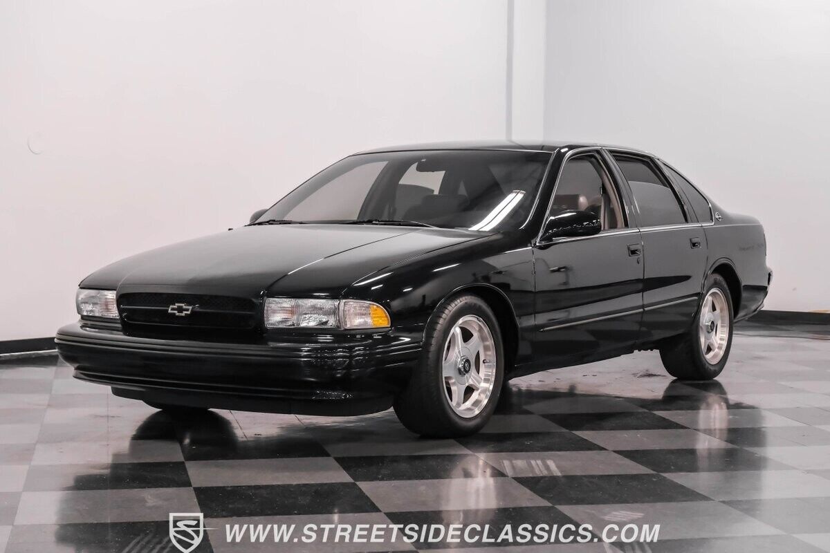 Chevrolet-Impala-Berline-1995-Black-Gray-14169-5