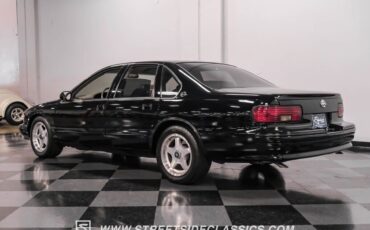 Chevrolet-Impala-Berline-1995-Black-Gray-14169-7