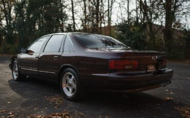 Chevrolet-Impala-Berline-1995-Burgundy-Gray-53675-5