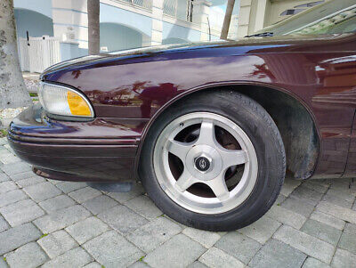 Chevrolet-Impala-Berline-1995-Red-Gray-50522-1