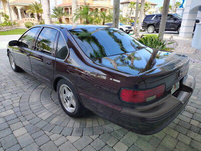 Chevrolet-Impala-Berline-1995-Red-Gray-50522-18