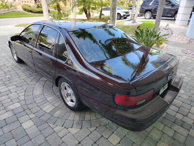 Chevrolet-Impala-Berline-1995-Red-Gray-50522-19